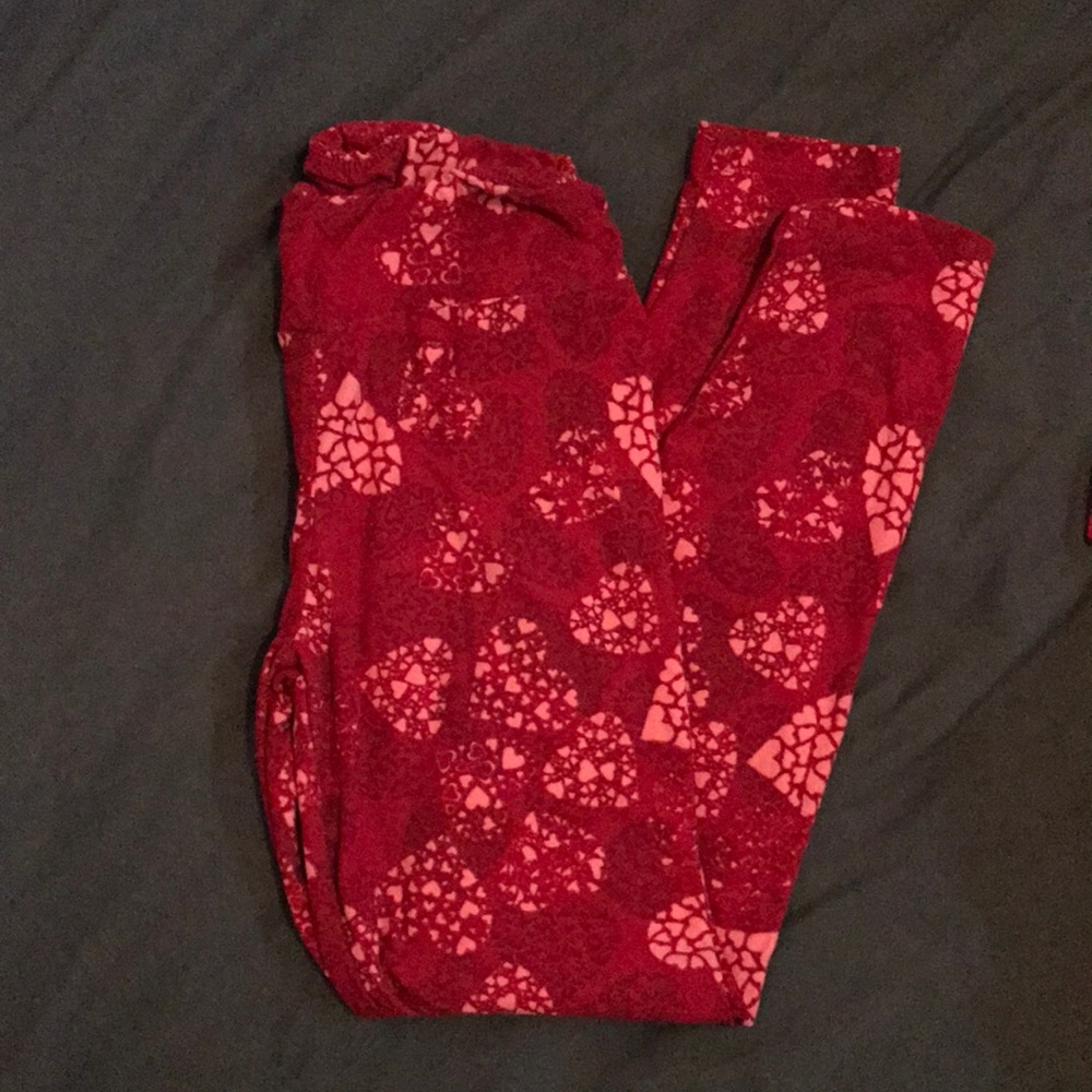 Red pink hearts Valentine's lularoe leggings OS